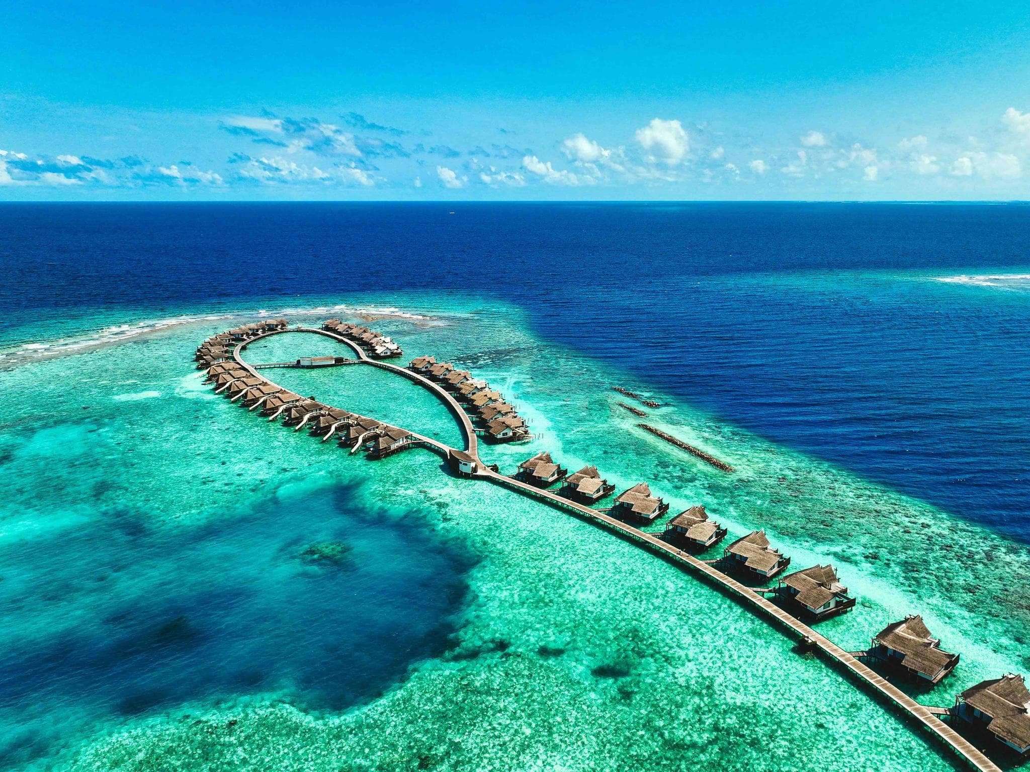 Villas sur pilotis aux Maldives